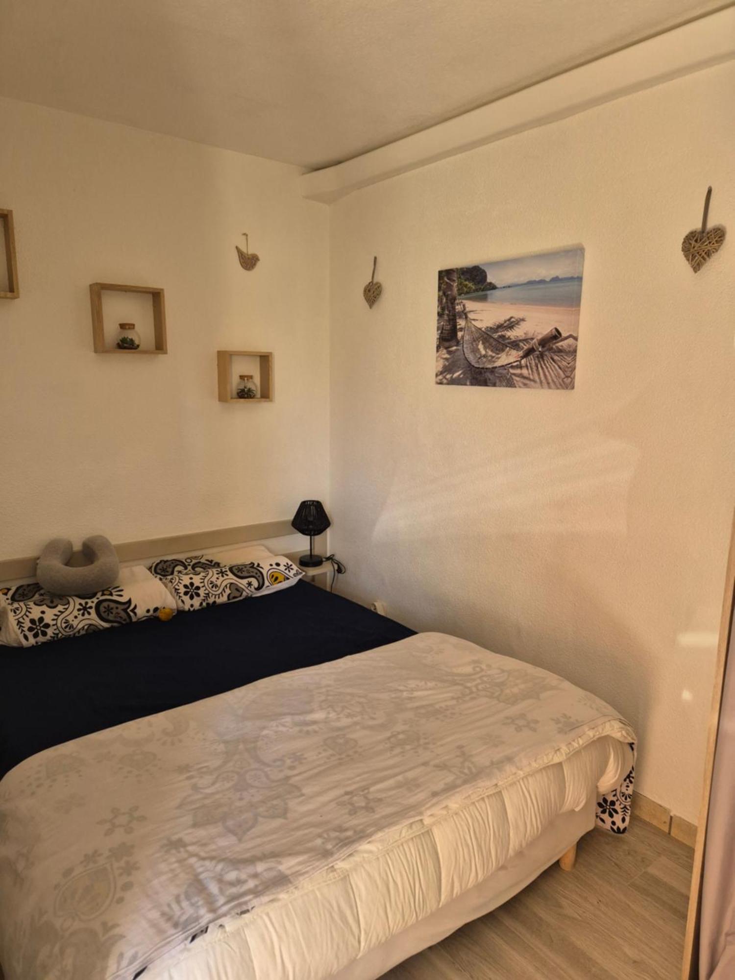 Havre De Paix Appart Climatise,Piscine,Wifi เลอบาร์กาแรส ภายนอก รูปภาพ